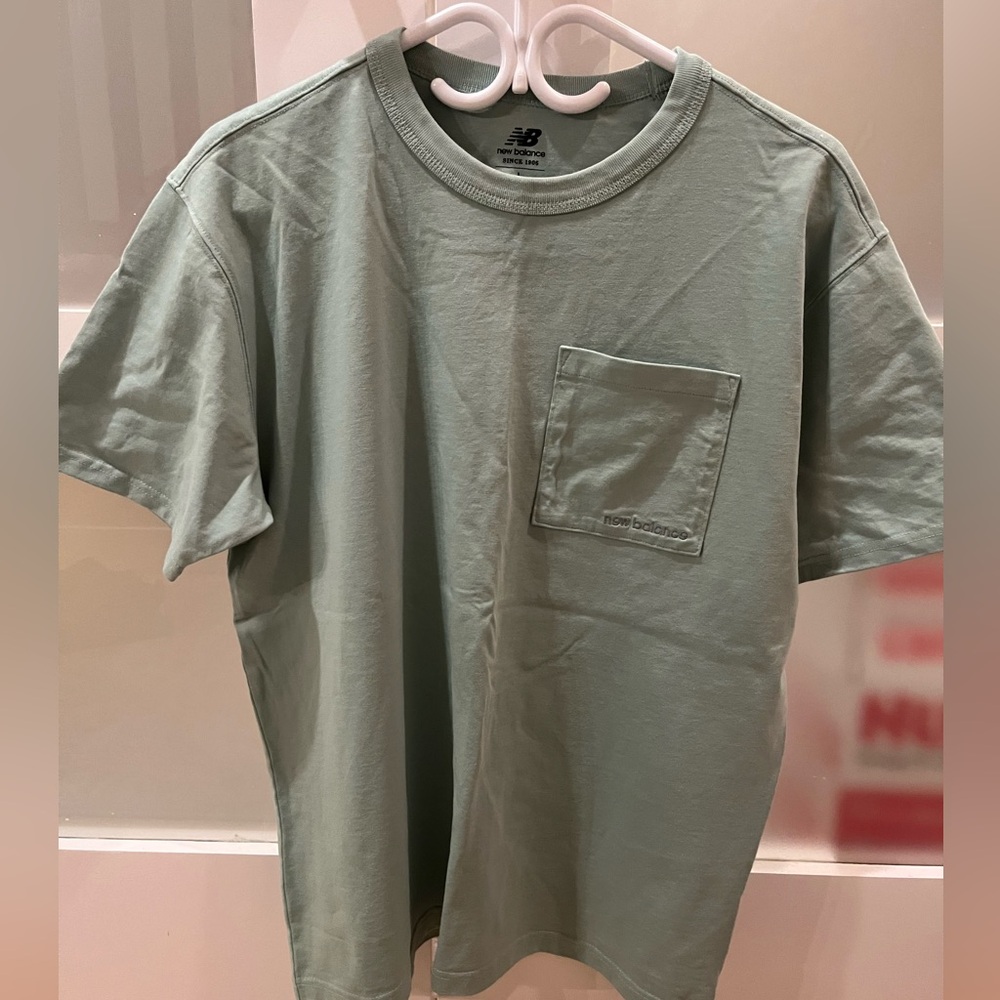 Men’s New Balance short sleeve t shirt